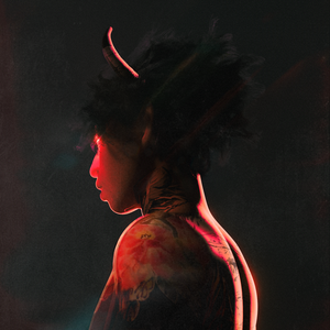 美女光着下体扒开内裤
