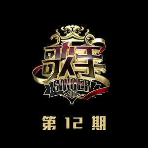 美女光着下体扒开内裤
